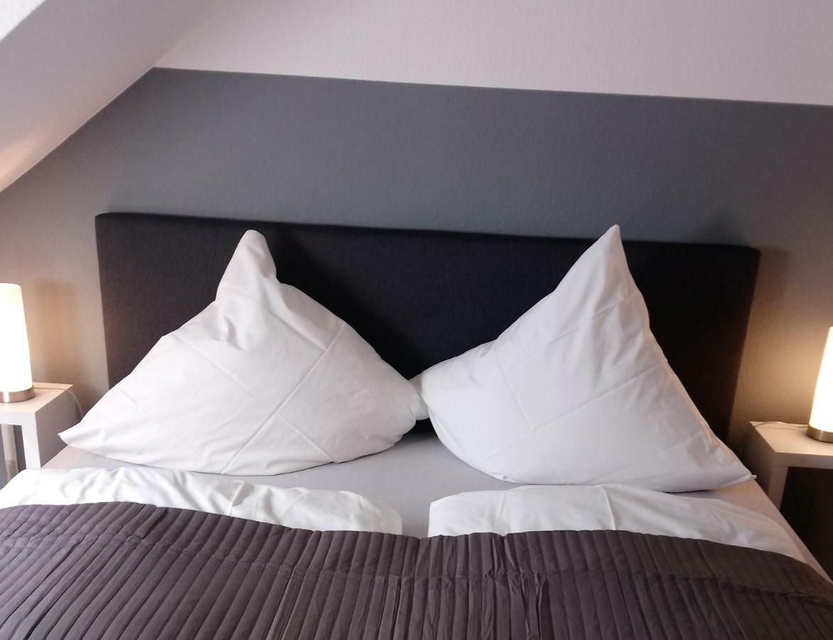 Ferienwohnung Mit 2 Schlafzimmern Und Parkplatz Erfurt Kültér fotó